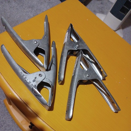 Market stall clips metal - x,